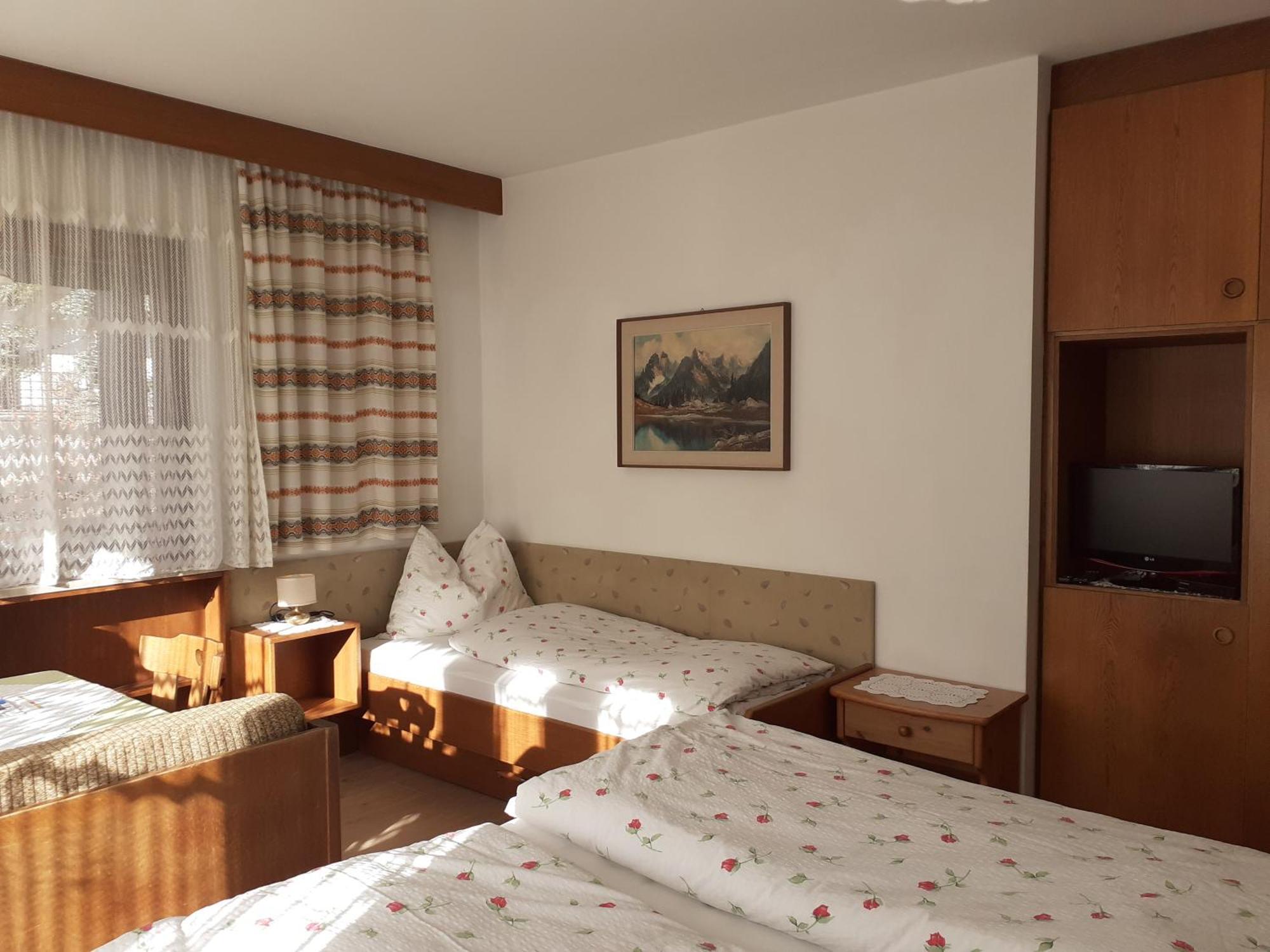 Residence Rienz Киенес Екстериор снимка